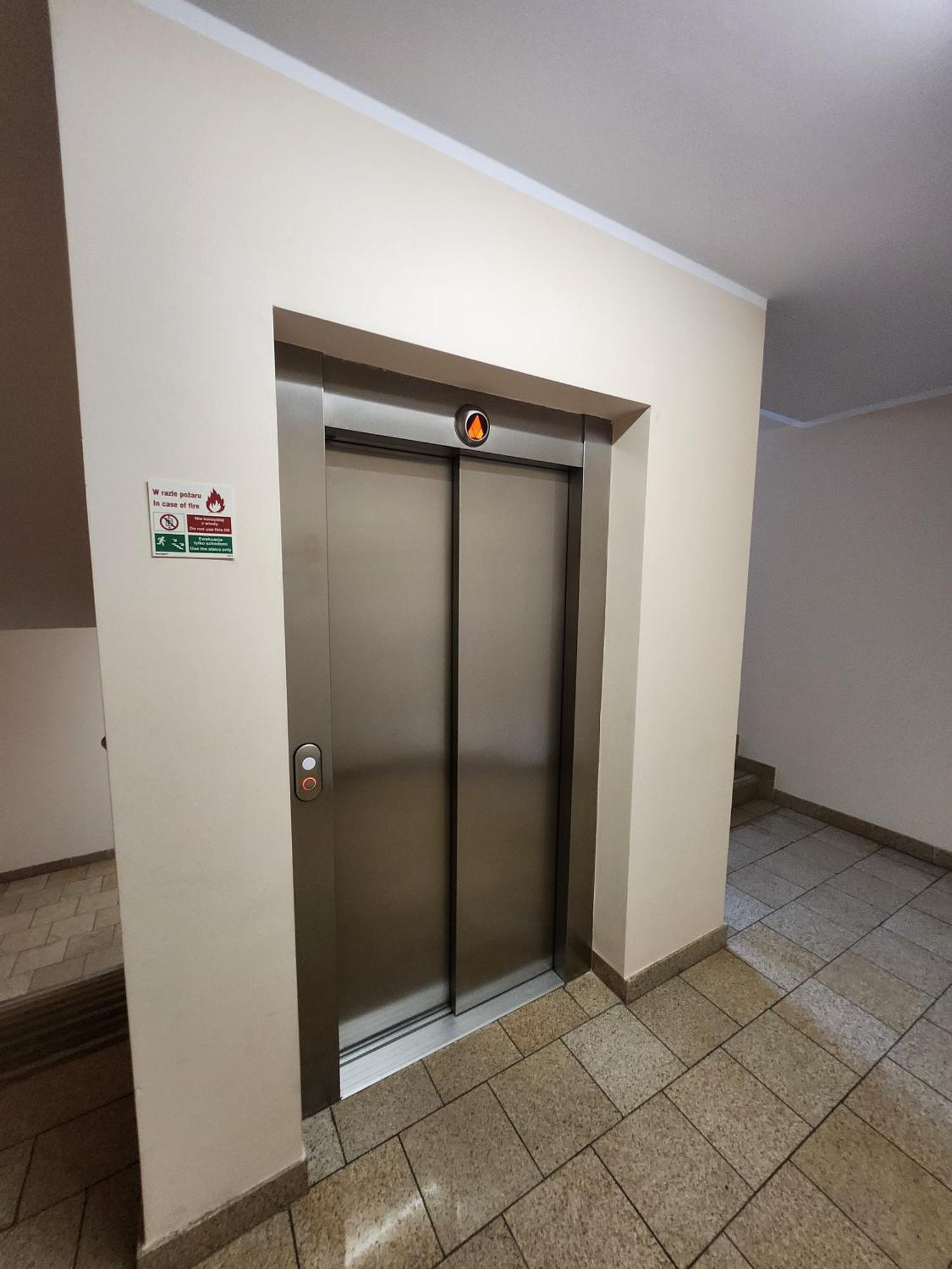 شقة Apartament Karkonoska Z Garazem فروتسواف المظهر الخارجي الصورة